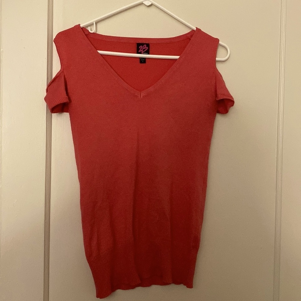 2bebe pink cold shoulder short sleeve size: S